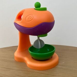 Learning Resources Play Mixer